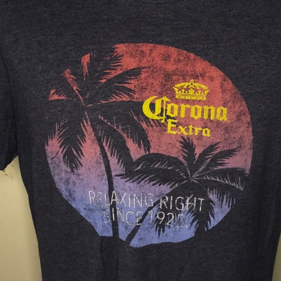 Old Navy 'Collectabilities' Corona Extra Graphic Cotton T-Shirt (sz XL) - Picture 2 of 5